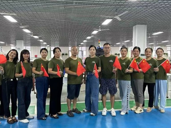 每到国庆，总有些话想说给祖国和一路同行的人听