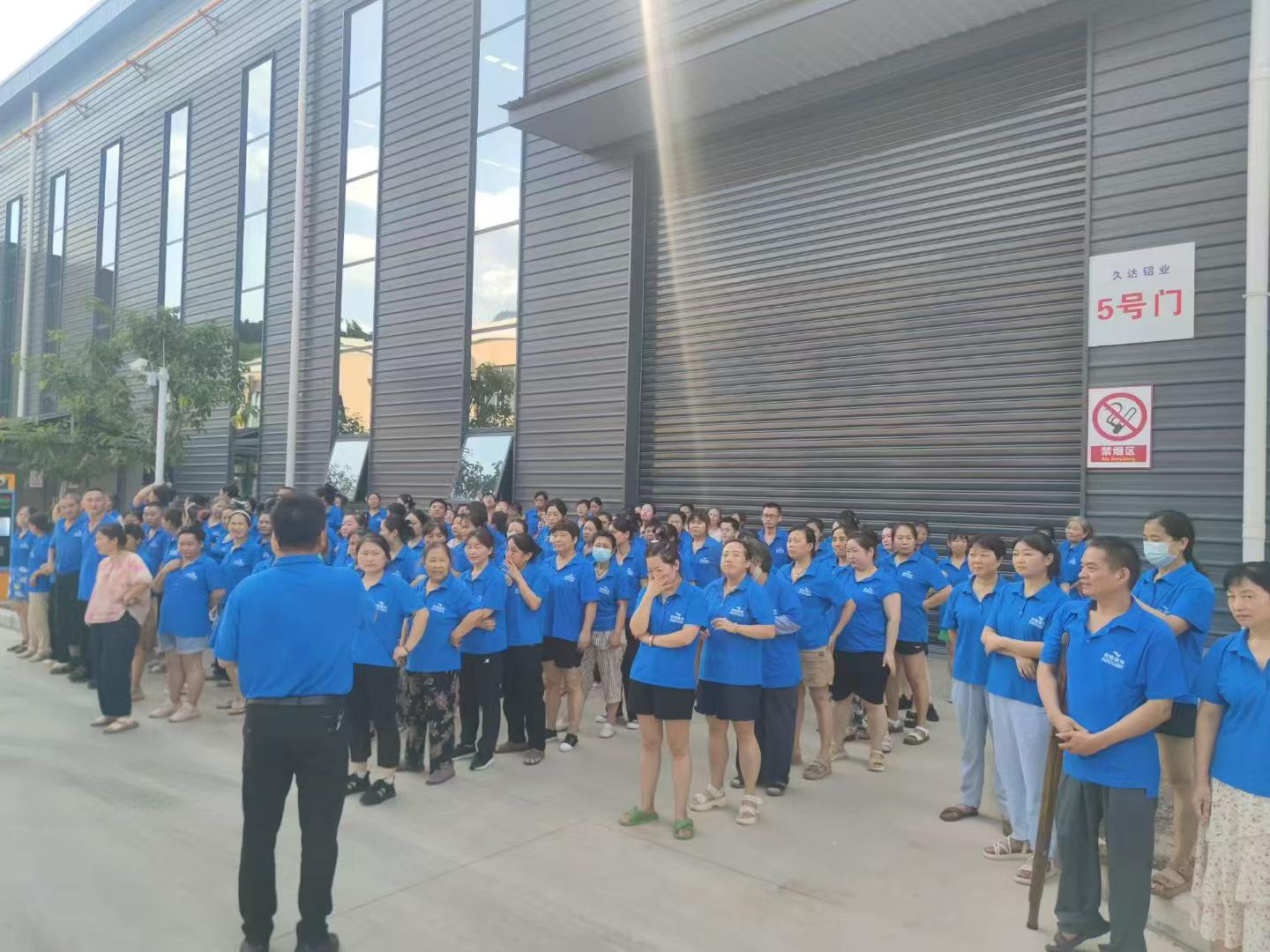 消防员来到工厂的这一天，我们又给客户多了一份安心